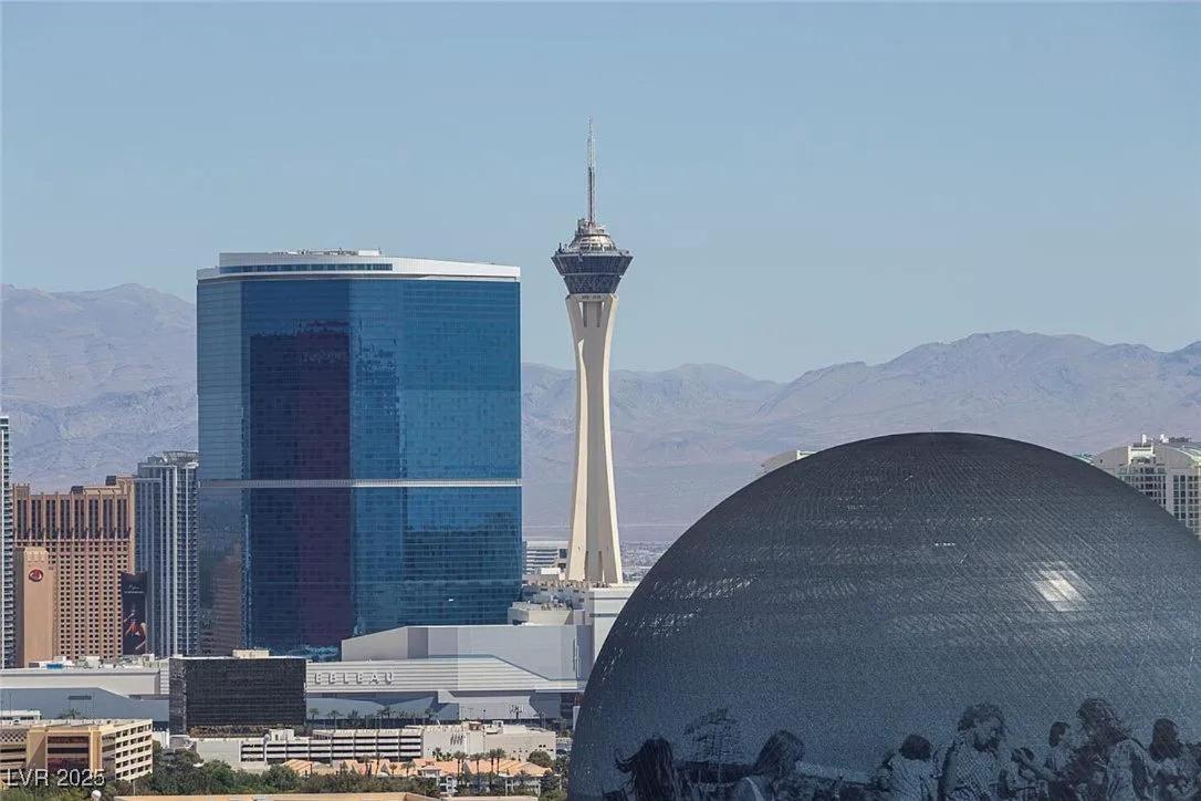 Mgm High Floor Strip And Sphere View Apartment