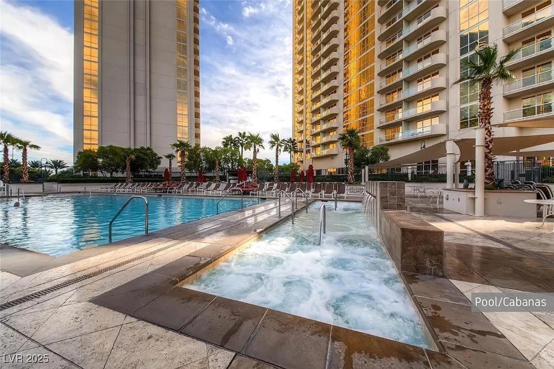 Mgm High Floor Strip And Sphere View Apartment *