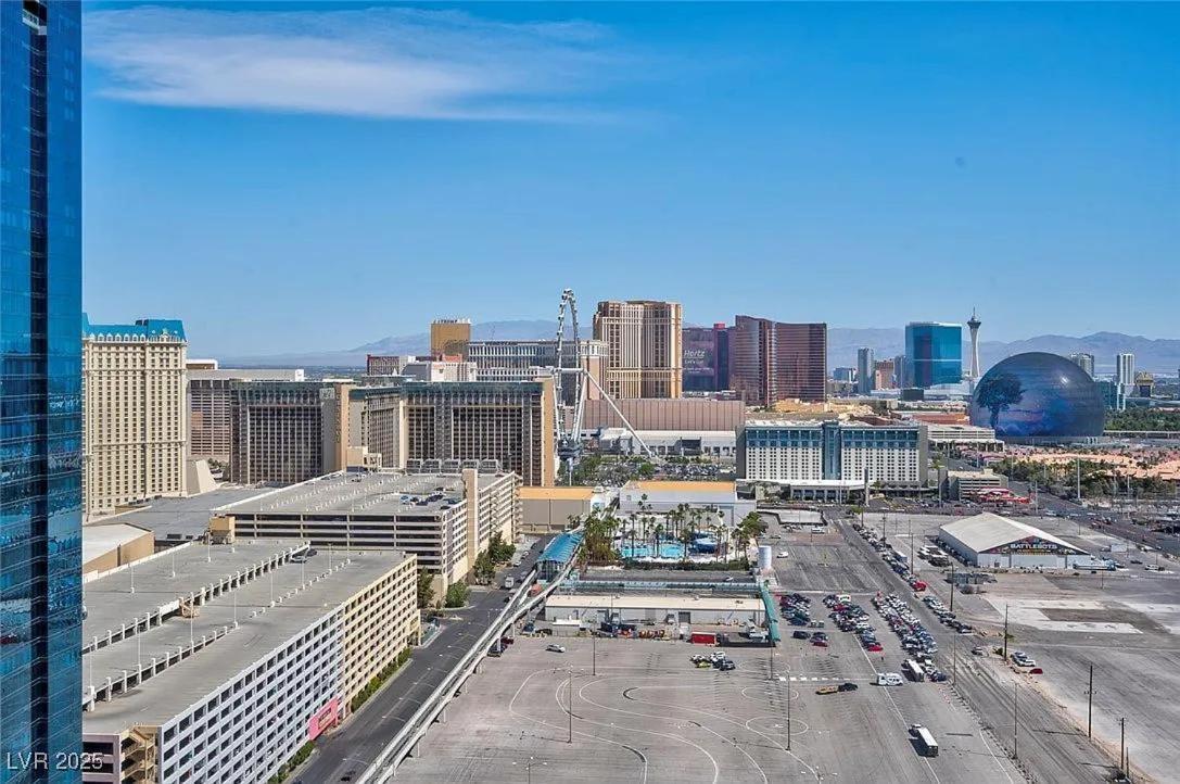 Mgm High Floor Strip And Sphere View Apartment Las Vegas